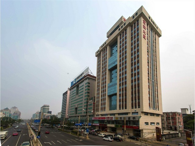 PFA大头马肚自吸泵上门维修